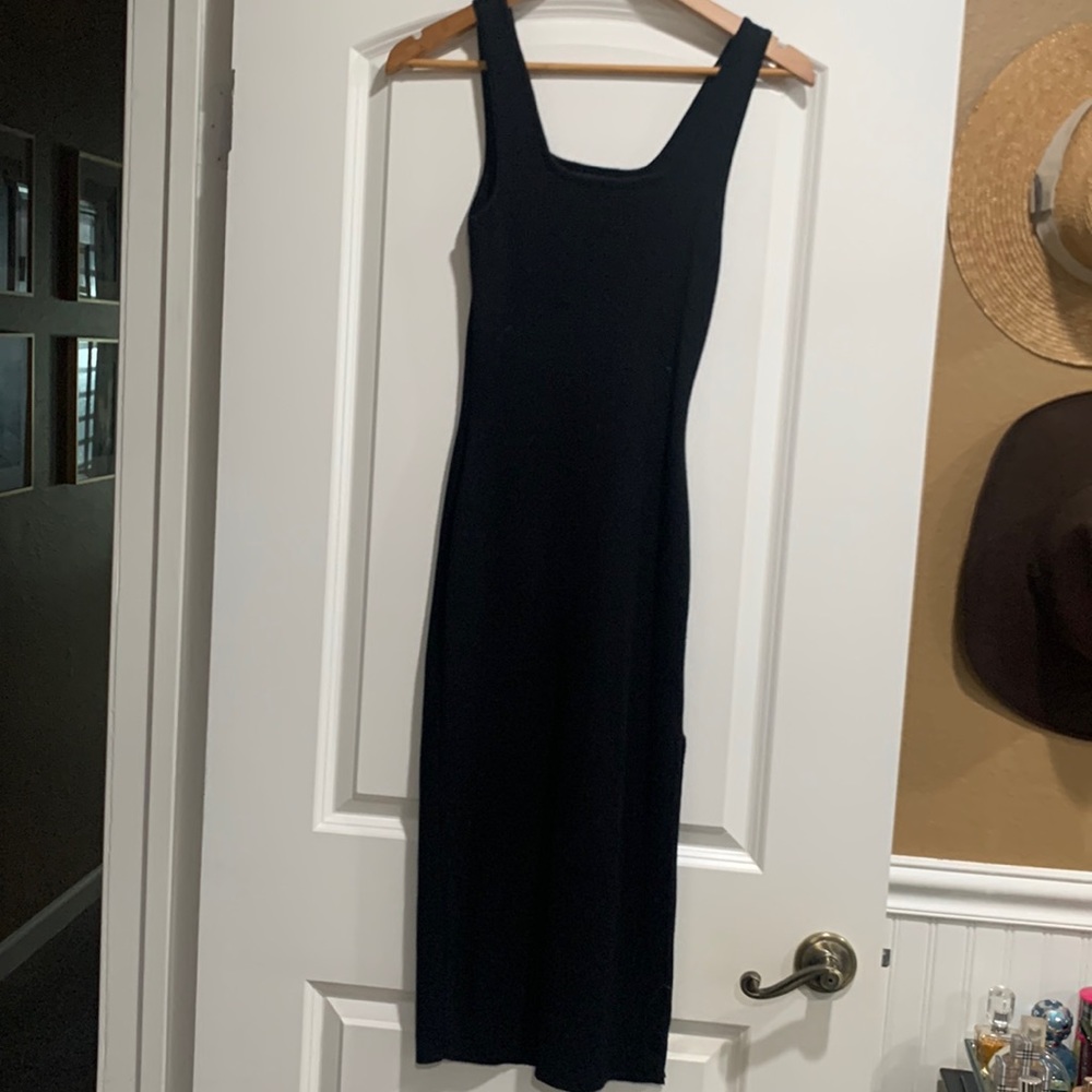 Black body on dress with slit